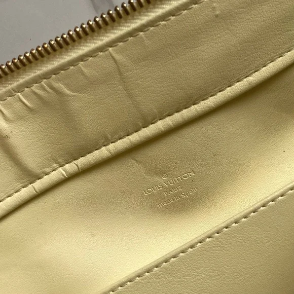 Vibin’ Vernis($299)!! - Picture 2 of 6